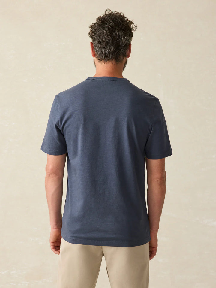 Faherty Sunwashed Pocket Tee | Dune Navy