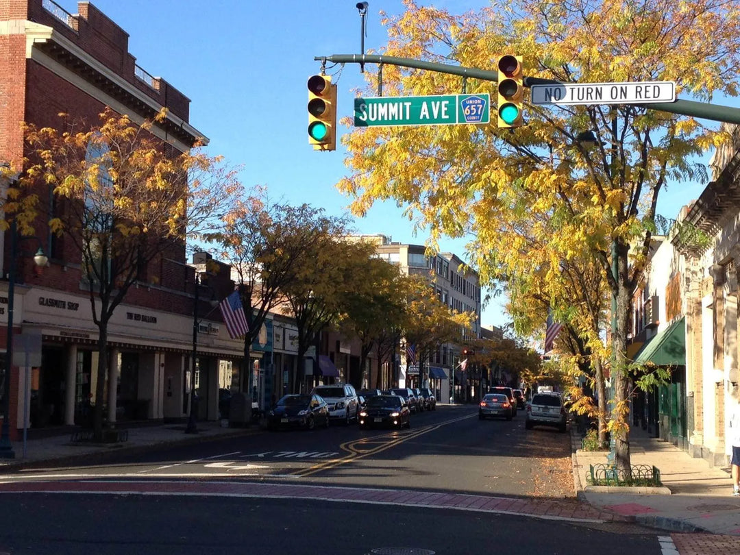 Downtown Summit Ave. intersection in New Jersey