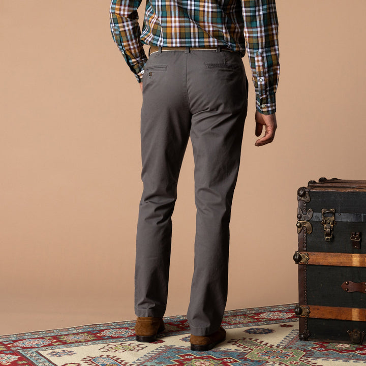 Classic Fit Gold School Chino