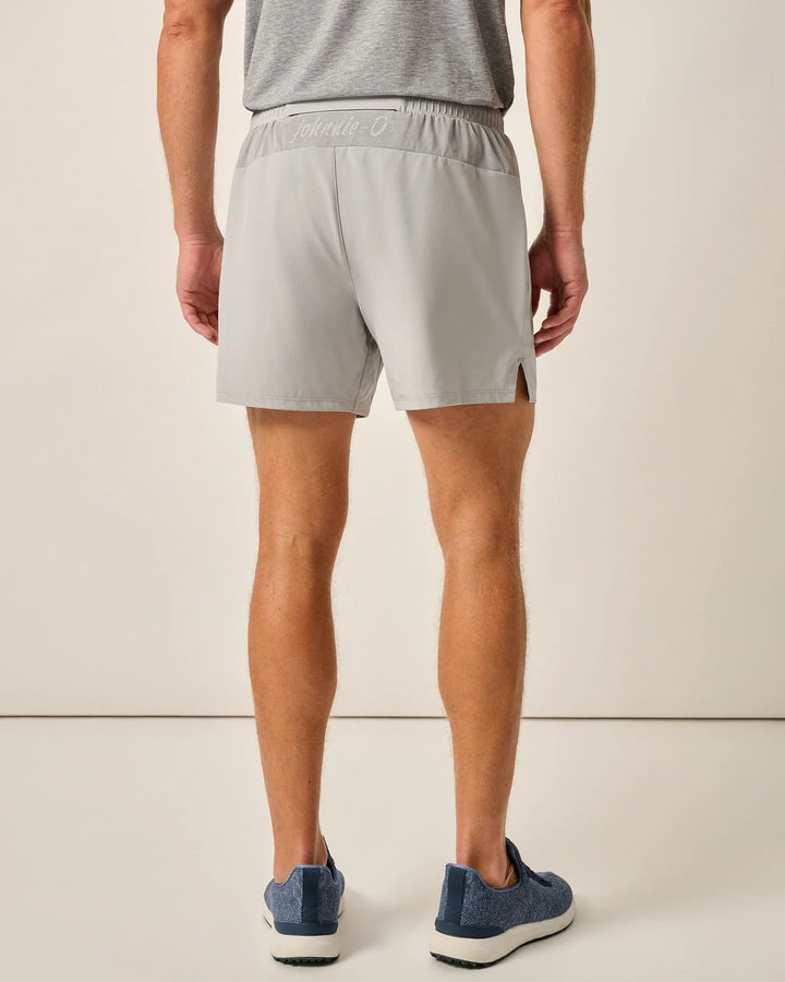 Johnnie-O Strides Lightweight Workout Shorts Seal JMSH100040